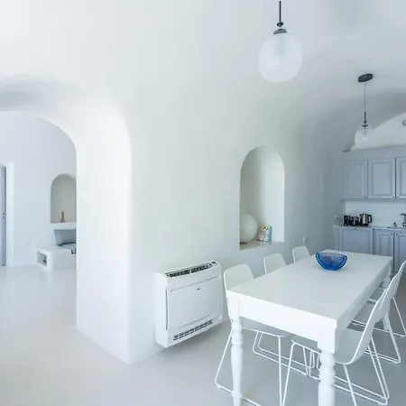 Villa Inspire Santorini Luxury