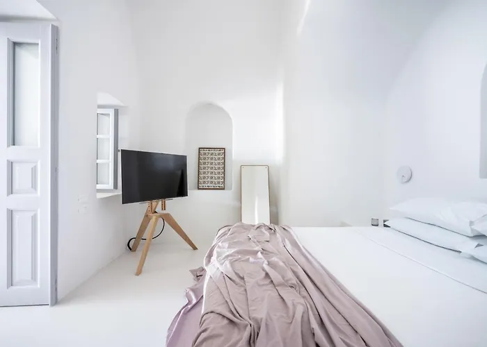 Inspire Santorini Luxury Vila